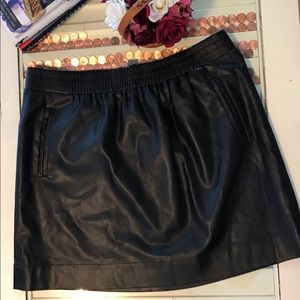 LOFT Black Skirt Size L ( Fake Leather )